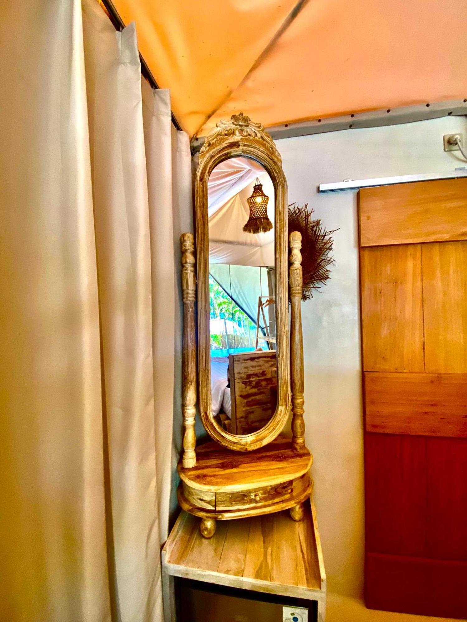 Exotic Private Glamping Ξενοδοχείο Toyapakeh Εξωτερικό φωτογραφία